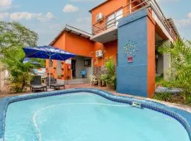 Woodpecker's Guest House