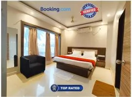 HOTEL HOME # TOWN Near Jagannath Temple - Sea Beach - Fully Air conditioned & Spacious Luxuary Rooms - Free Wifi & Parking Facilitie