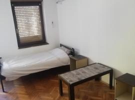 Petar Marić, Hotel in Sombor