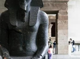 Upora Pyramids View Inn