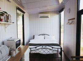 Happy Farmer House X by Tiny Away, hôtel à Manzhou