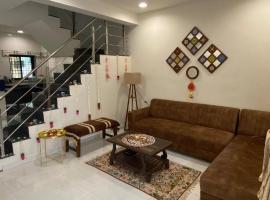 Citizen Society, Ellora Park, is very peaceful, hotell sihtkohas Vadodara