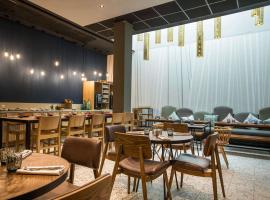 Ibis Abdelmoumen Casa Centre, hotel in Casablanca