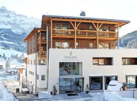 Hotel Ciasa Soleil, hotel en La Villa