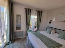 アマドー ホテル