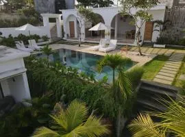 Kelingking Green Village