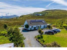 Burnside Cottage & Caravan Woodend, hotel v destinaci Portree