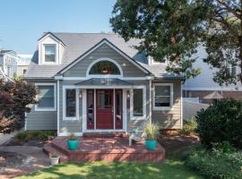 The North End Bungalow, hotel in Virginia Beach