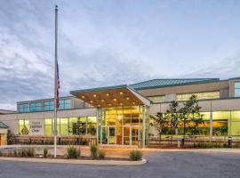 Ramada by Wyndham State College Hotel & Conference Center, hotel in State College