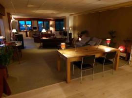 Big & charming loft with wonderful views, Hotel in Gavere