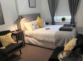 Magpie and Stump Hotel 'Nest Accommodation', ξενοδοχείο σε Mintaro