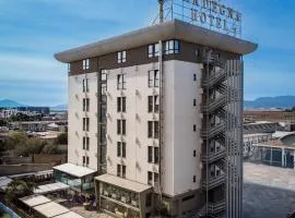 Sardegna Hotel - Suites & Restaurant