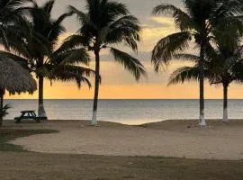 Sunshine Cabanas At Ocean View