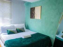 Destiny Hotel - 1606