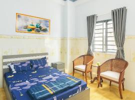 Hoàng Gia 2 Motel Long An, hotel in Ðức Hòa