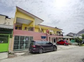 OYO 94908 Demang Kostel