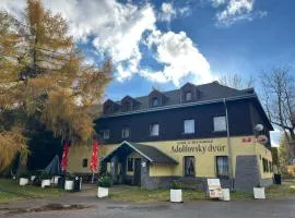 Hotel & Restaurant Adolfovský Dvůr