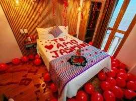 Golden Paris Hotel "Descuentos Noviembre", hotel v destinaci Ayacucho