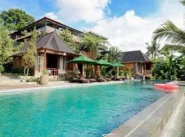 Mina Baturiti Hotel & Resto