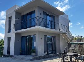 Riverside Cotagge, ξενοδοχείο σε Poti