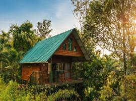 Kedara Resort Wayanad by VOYE HOMES - Pet Friendly with Pool,位于苏丹巴特利的酒店