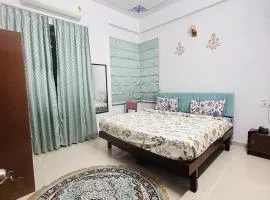 Hotel Lake Vista Stays