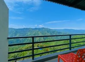 Elvora On The Edge - A Valley View Luxury Property