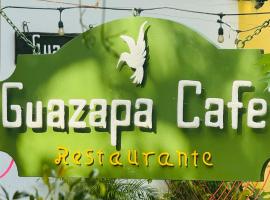 Guazapa Cafe hotel petit、Suchitotoのホテル