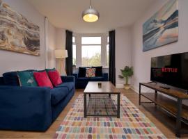 Whitley House - Stylish 3 Bedroom Home near Coventry City Centre, hotel v destinaci Coventry