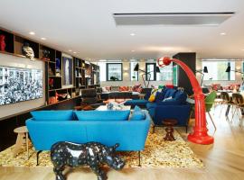 citizenM Paris Champs-Élysées, hotel em Paris