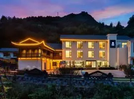 Shambhala Hotel of Zhangjiajie