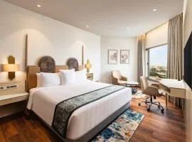 Hotel TuLiP International Near Delhi Airport