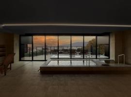 Hotel Fork & Knife Miyajima, hotel v destinaci Mijadžima