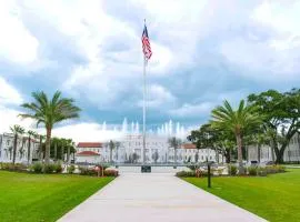 Centennial Plaza Resort Gulfport