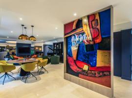 Hotel De Bourbon Grand Hotel Mercure Bourges, hotel em Bourges