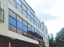 Hotel A K CONTINENTAL