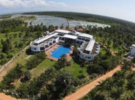 Capital Wind Beach Cabanas, hotel em Kalpitiya