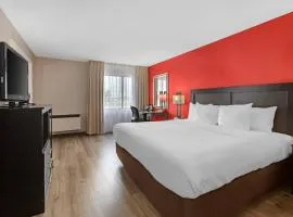 Quality Inn & Suites 5585 Ambler Drive Mississauga Ontario