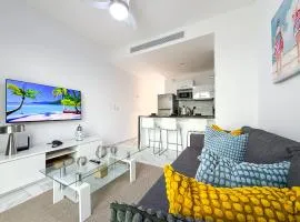 Cana Rock Penthouse Golf Views & Infinity Pool