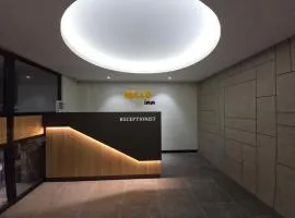 Hello Inn permata hijau