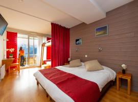 Village Vacances Le Tarbesou - Pied de piste station Ax 3 Domaines, hotel in Ax-les-Thermes