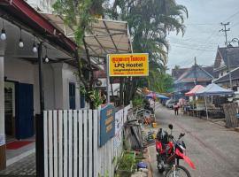 LPQ Hostel & Travel, hotel in Luang Prabang