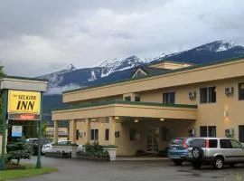 Selkirk Inn