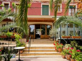 Hotel Antiga, hotel in Calafell