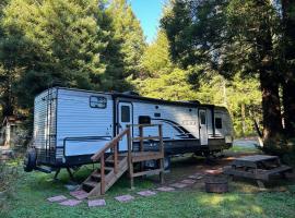 Puma The RV, ξενοδοχείο σε Klamath