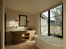 Lugu Lake Lanyue Hotel