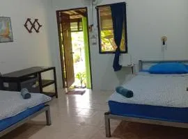 Hill Station Hostel at Chor Chaba