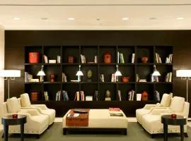 Starhotels Grand Milan