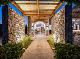 Cirillo Family Hotel-Christinas Studios, hotel in Mastichari