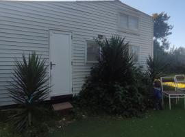 Eco Tiny House, hotel v destinaci Algarrobo